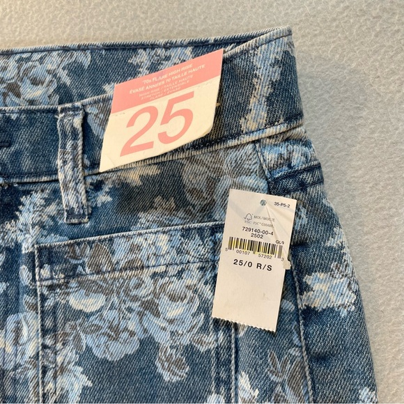 Gap x Love Shack Fancy Women’s ‘70s Flare High Rise Floral Jeans Size 25 - Picture 5 of 16
